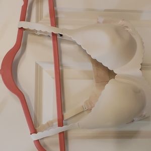 Victoria's Secret Angels bra, size 36C, Cream with pink flowers